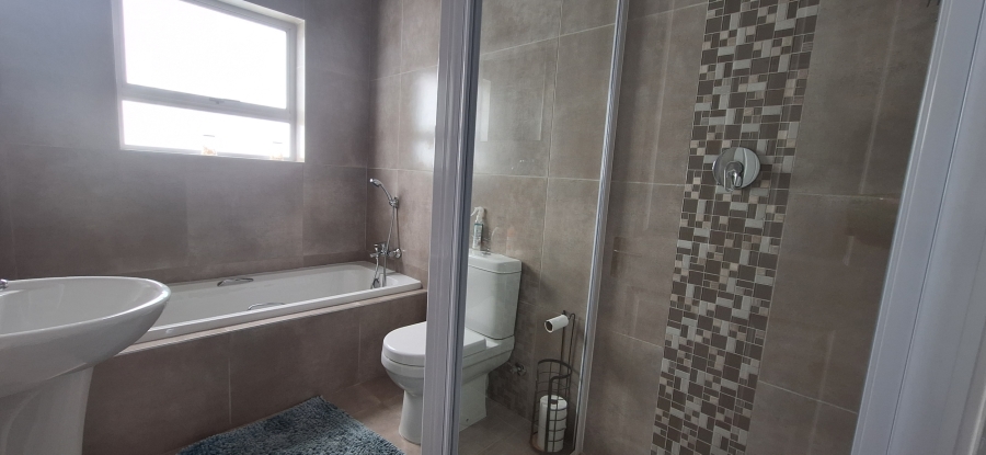 2 Bedroom Property for Sale in Laaiplek Western Cape